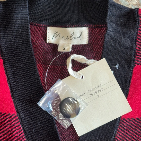 MARLED Red and Black check cardigan Small - Picture 8 of 8